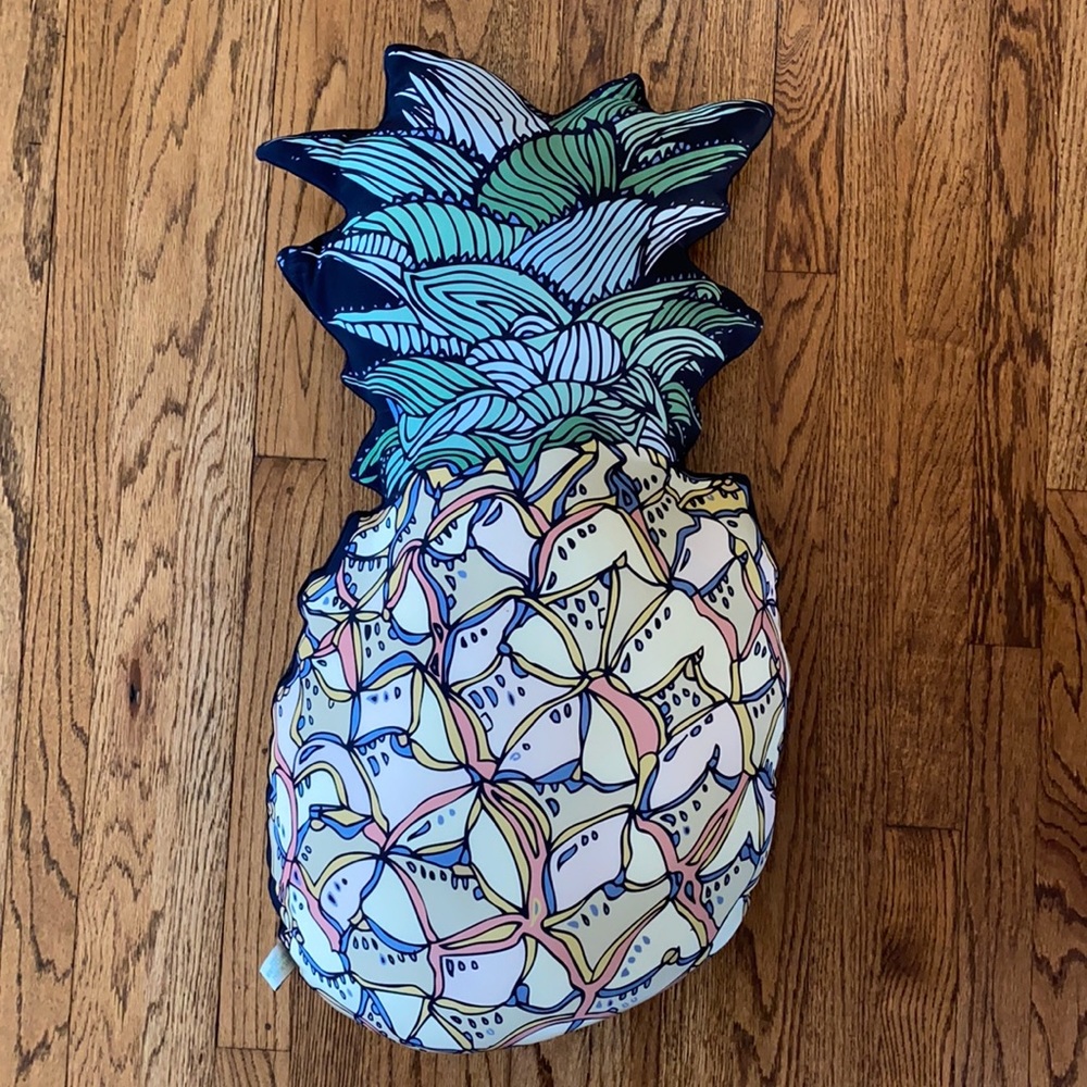 Silken Favours London Pineapple Cushion